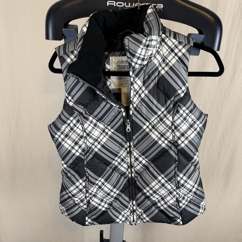 EDDIE BAUER Premium Goose Down Puffer Vest Womens Small Black Plaid 700 Fill‎